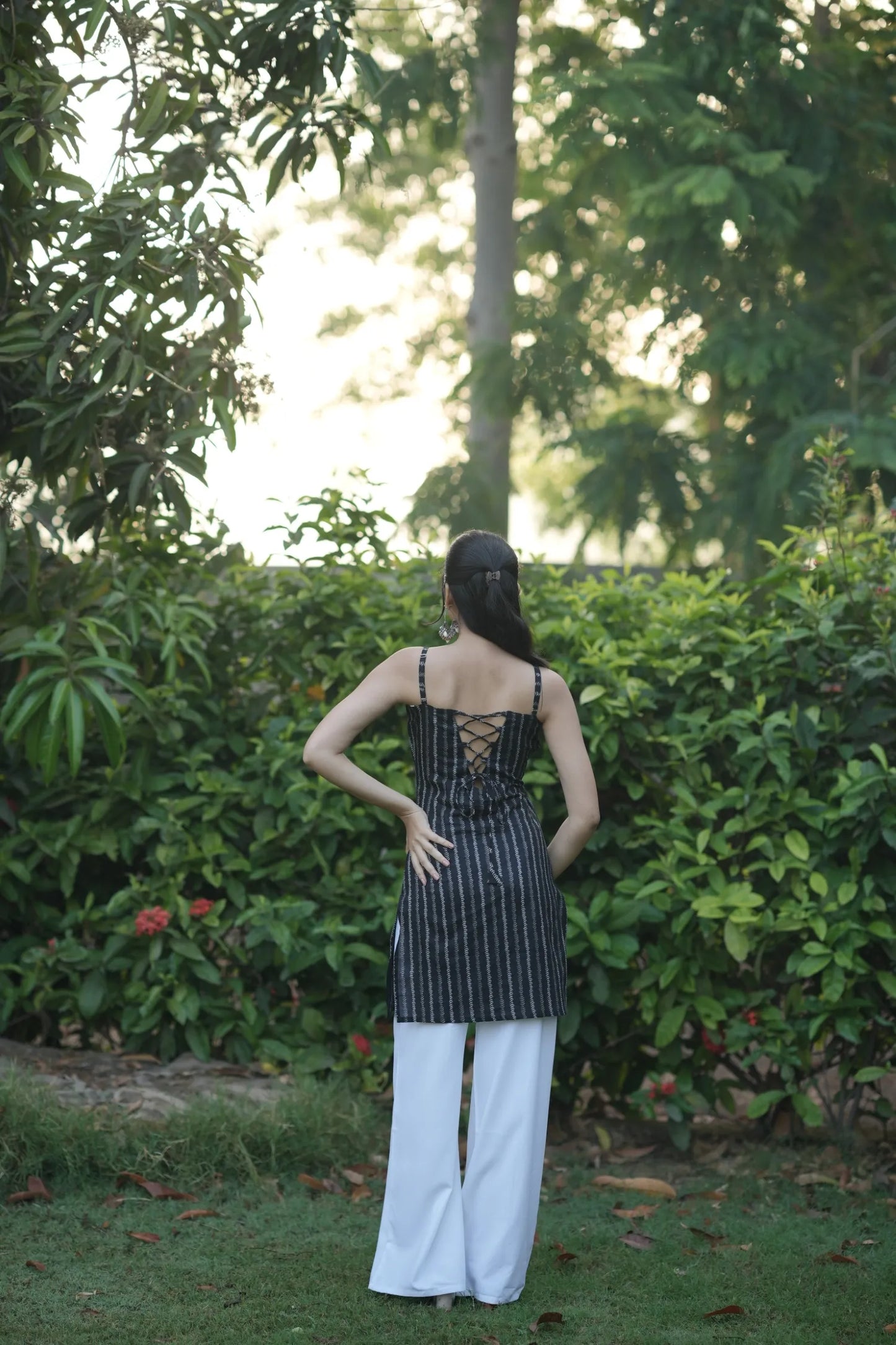 Black Vertical Pattern Corset Kurti