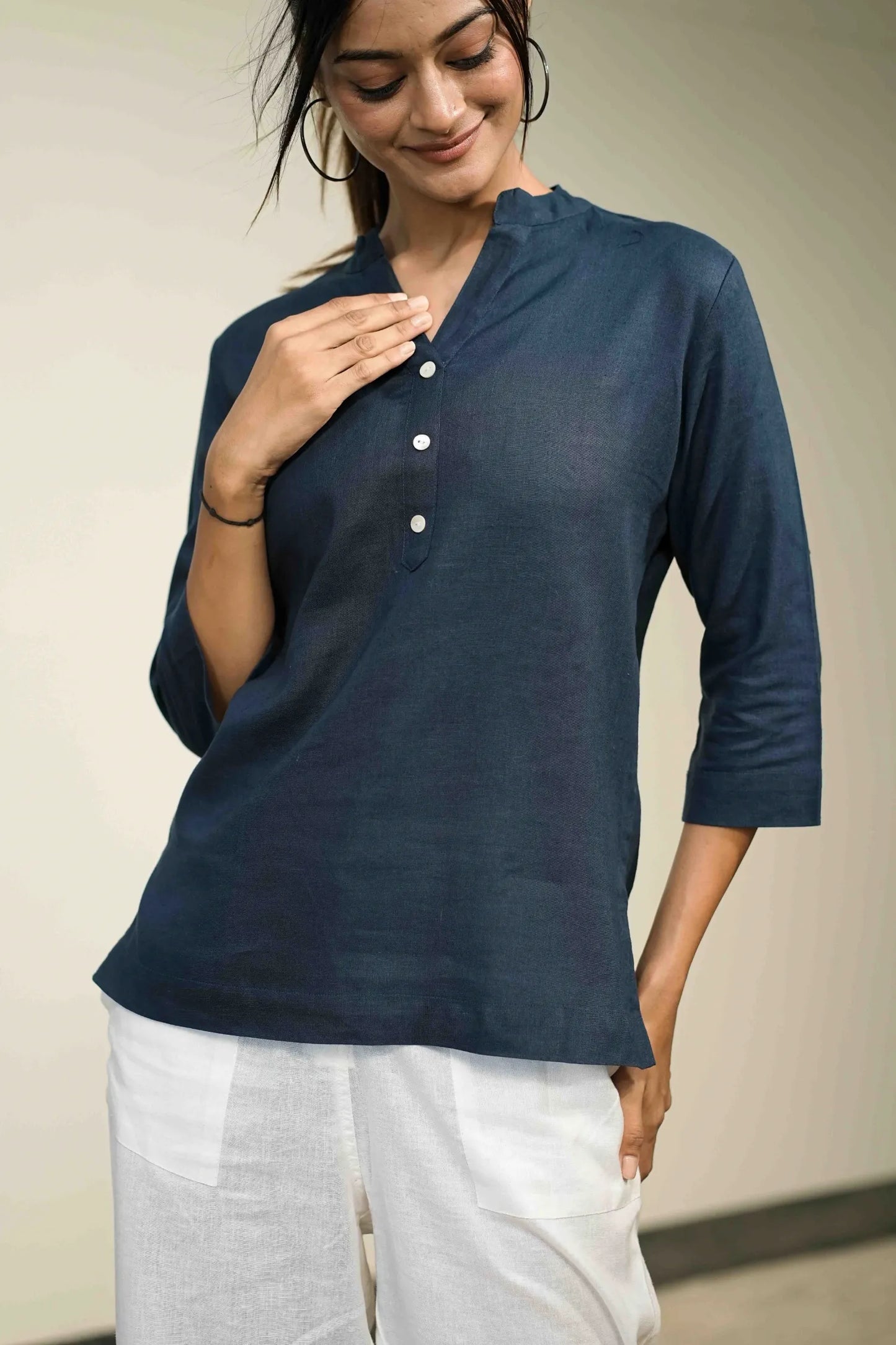 Women’s Navy Cotton-Linen Short Kurta