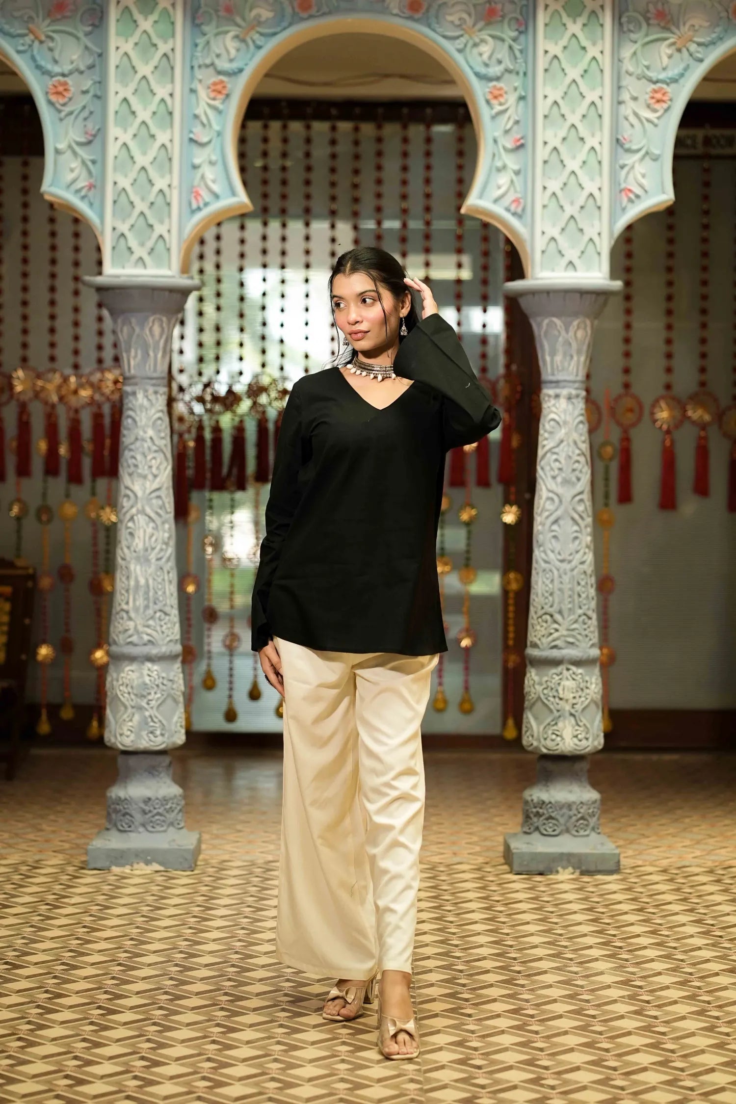 Black Solid Full Sleeve Kurti