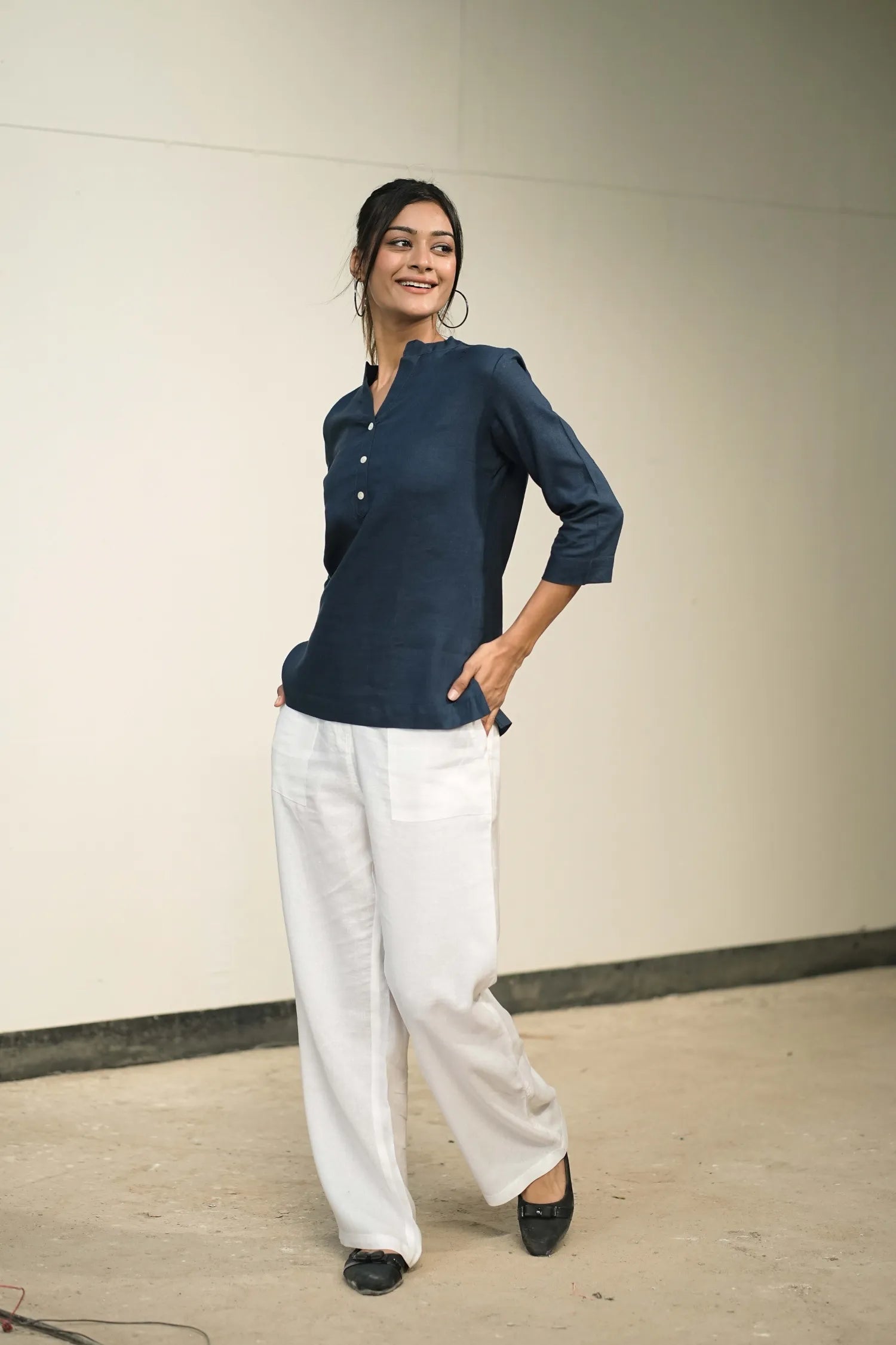 Women’s Navy Cotton-Linen Short Kurta