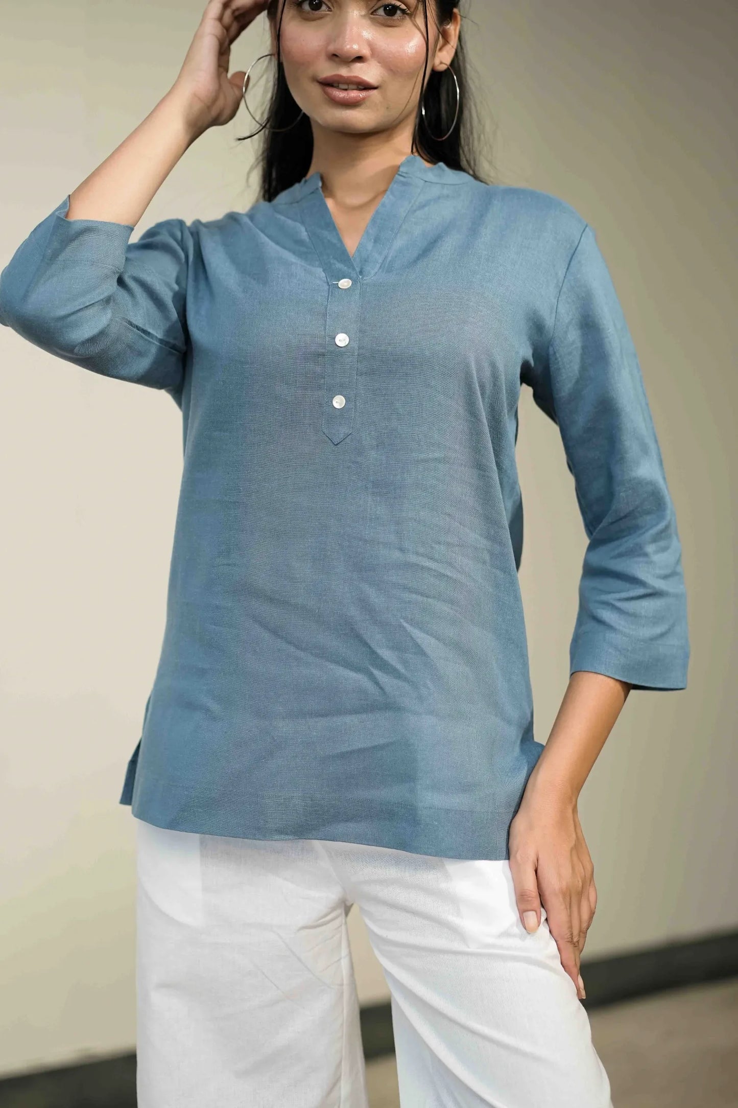 Women’s Light Blue Cotton-Linen Short Kurta