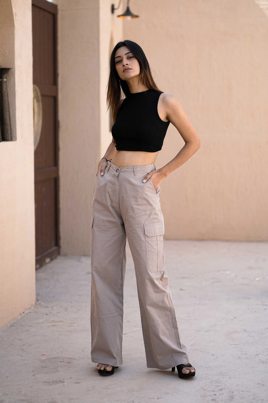 Women’s Wide-Leg Cargo Pants with Back Belt Grey