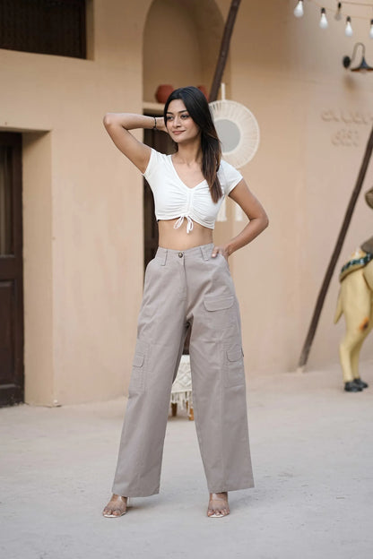 Women’s Relaxed Fit Utility Cargo Pants Grey
