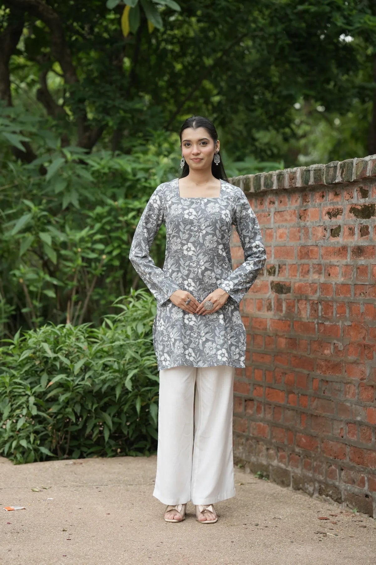 Grey White Floral Print Kurti
