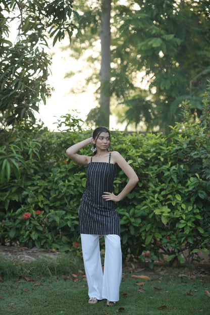 Black Vertical Pattern Corset Kurti