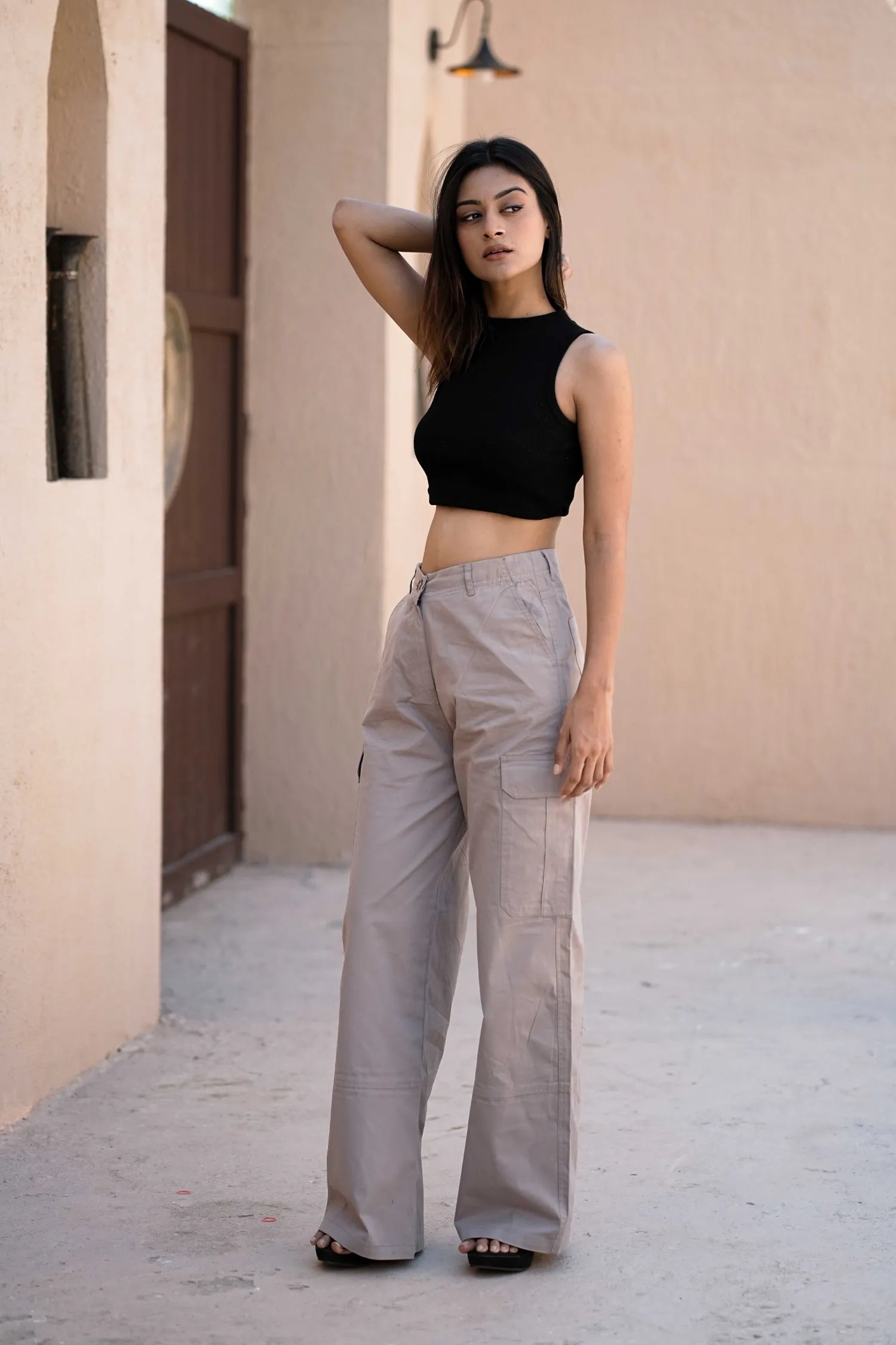 Women’s Wide-Leg Cargo Pants with Back Belt Grey
