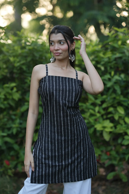Black Vertical Pattern Corset Kurti