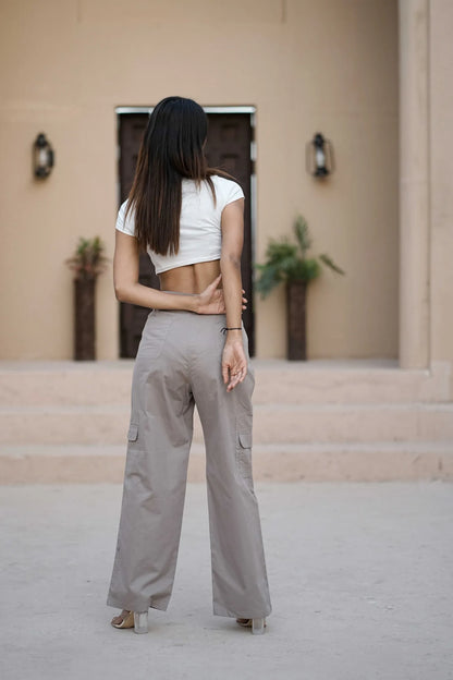 Women’s Relaxed Fit Utility Cargo Pants Grey
