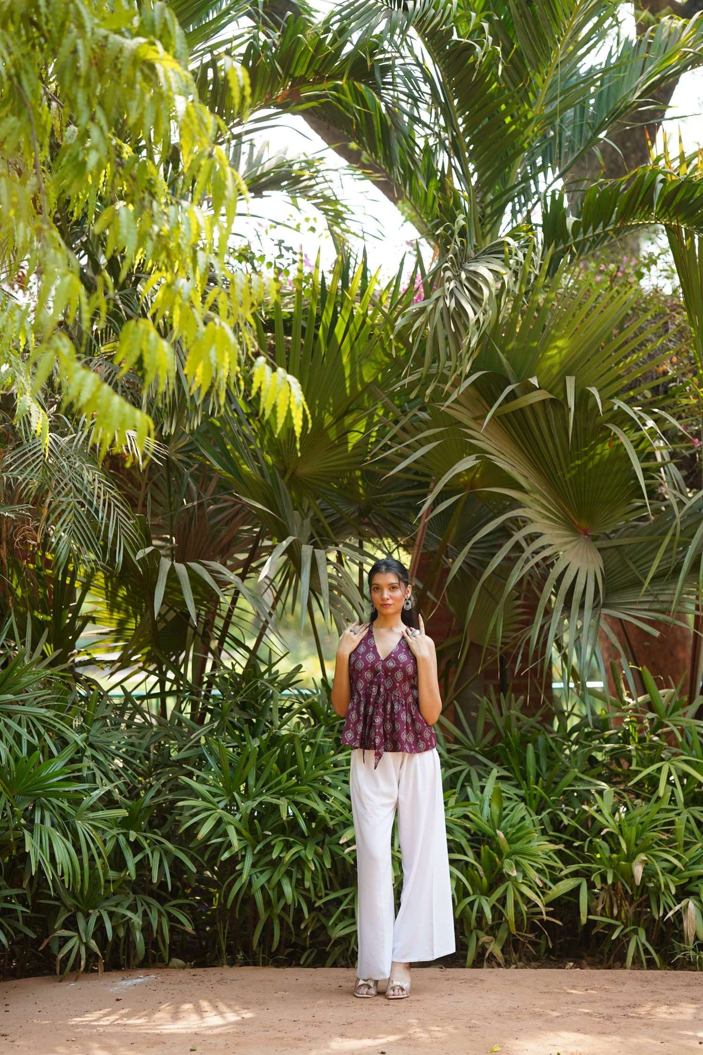 Wine Buta Print Top