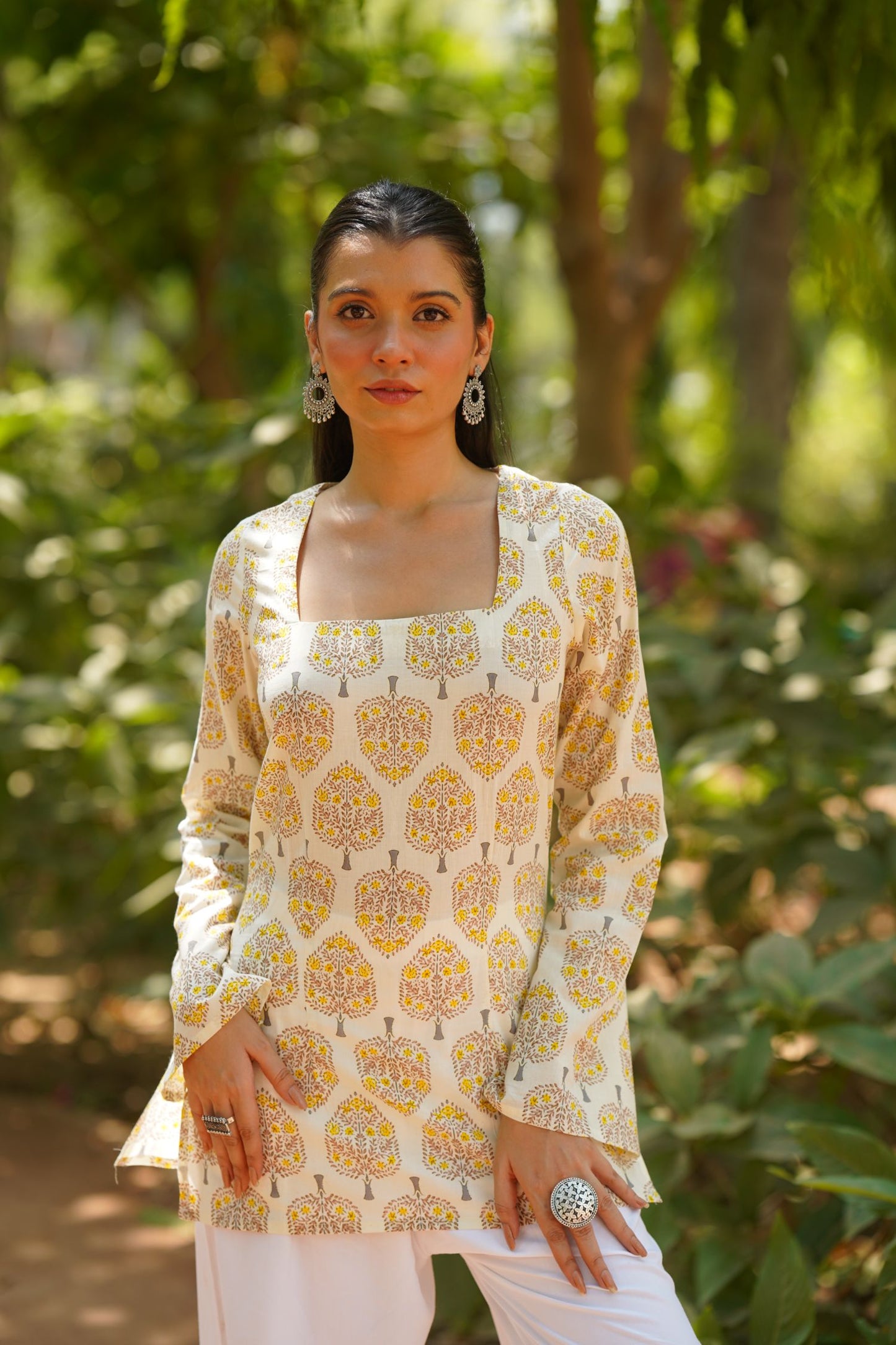 Cream Buta Print Bell Sleeve Kurti