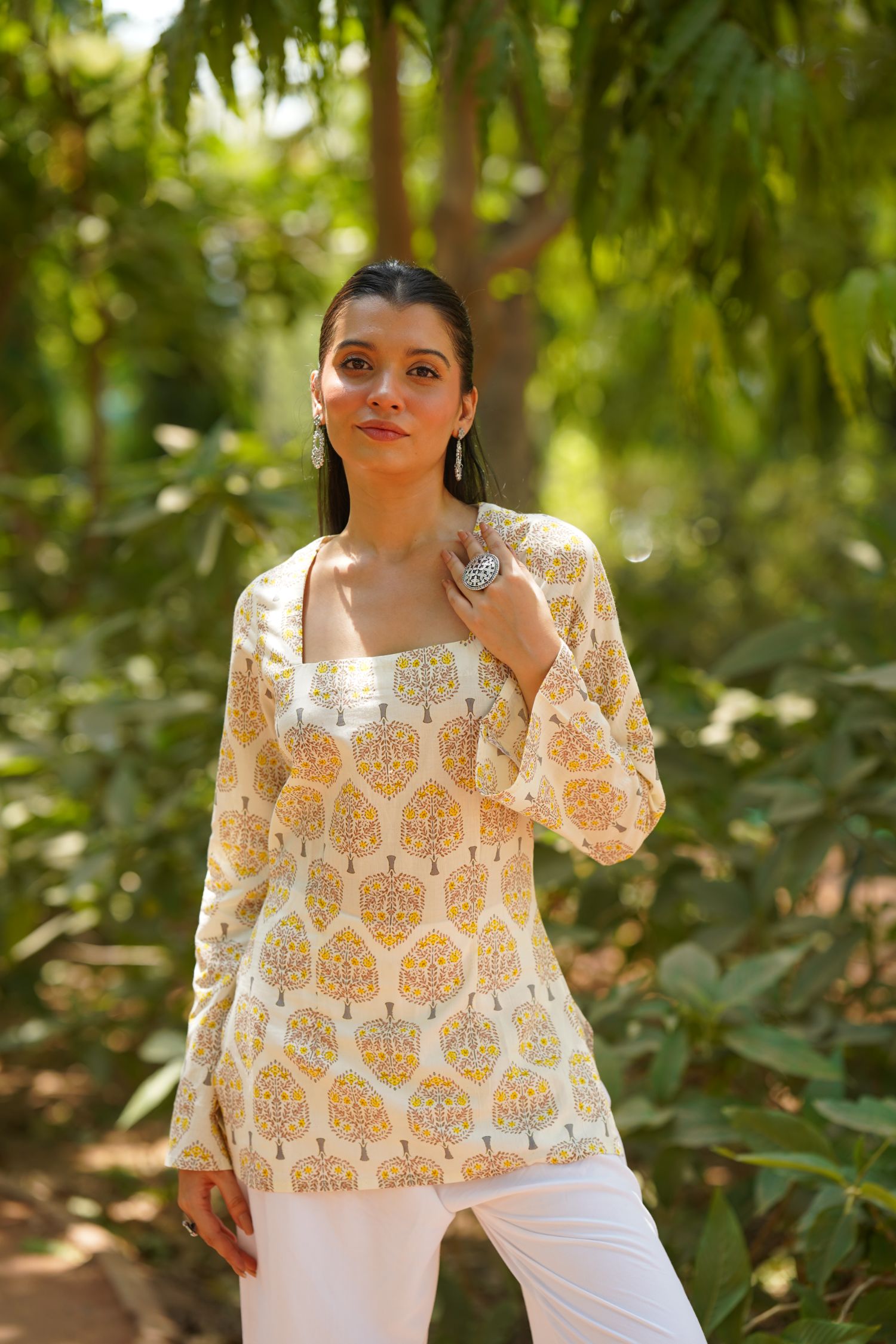 Cream Buta Print Bell Sleeve Kurti
