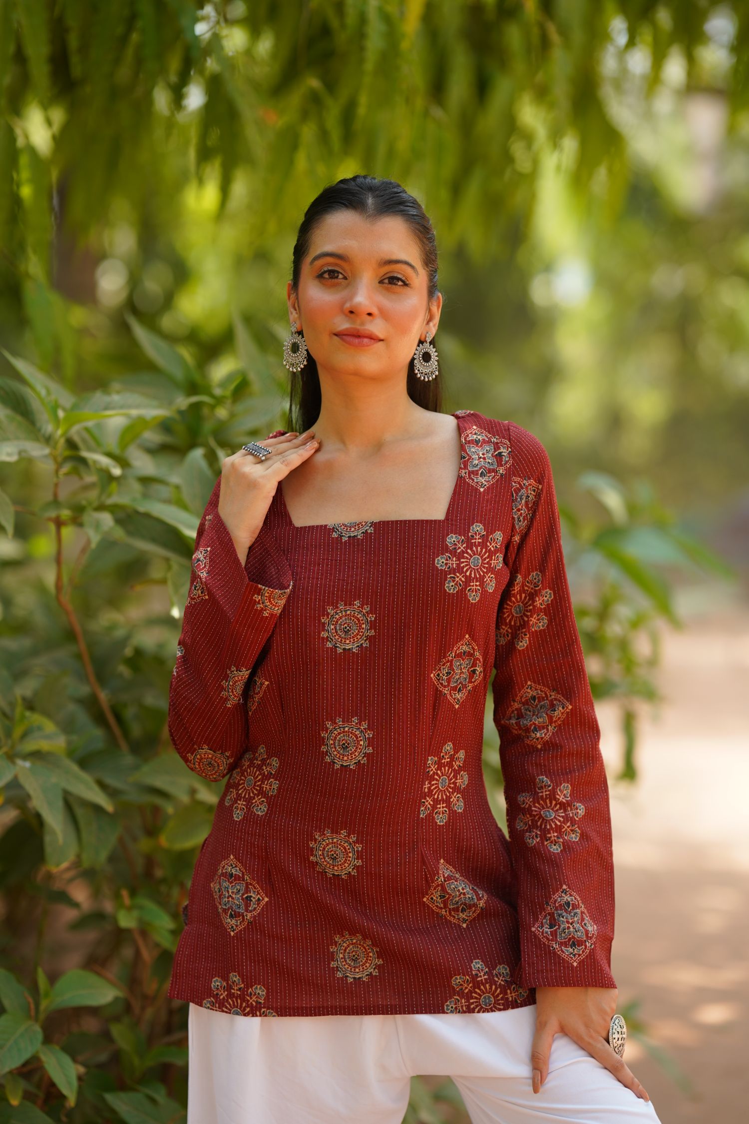 Red Buta Print Bell Sleeve Kurti
