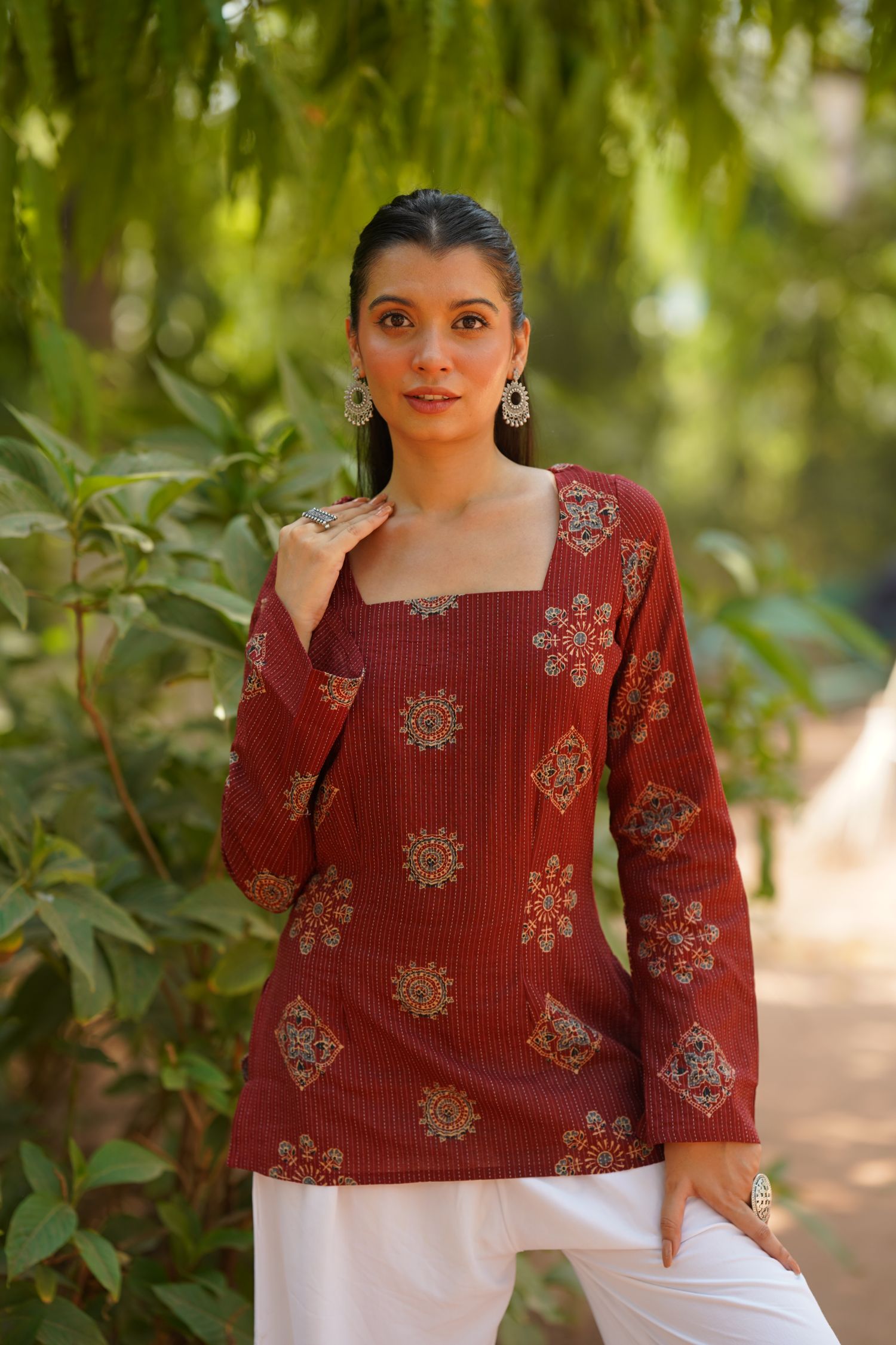 Red Buta Print Bell Sleeve Kurti