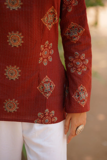 Red Buta Print Bell Sleeve Kurti