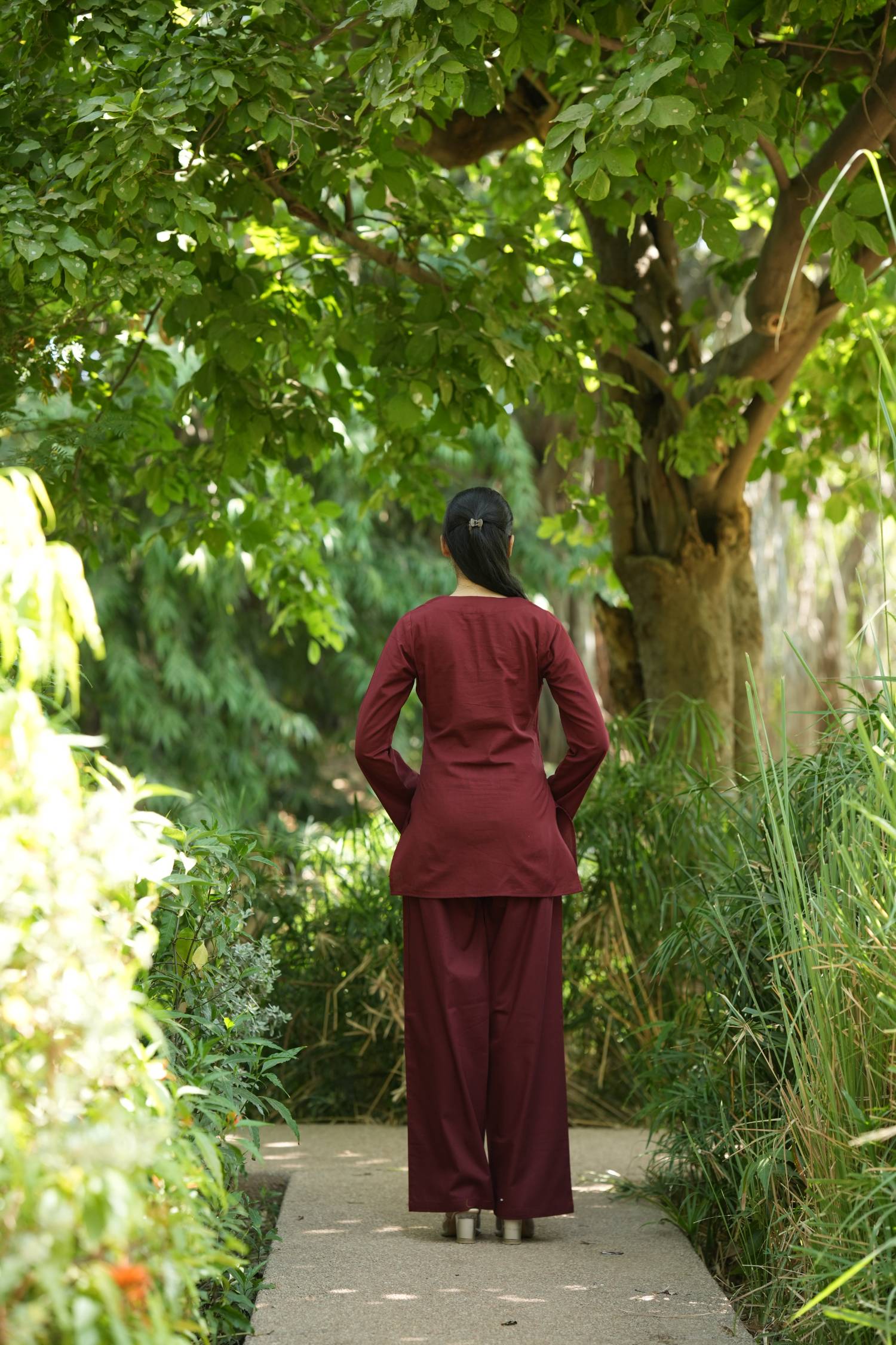 Maroon Solid V-Neck Kurti with Cotton Pants