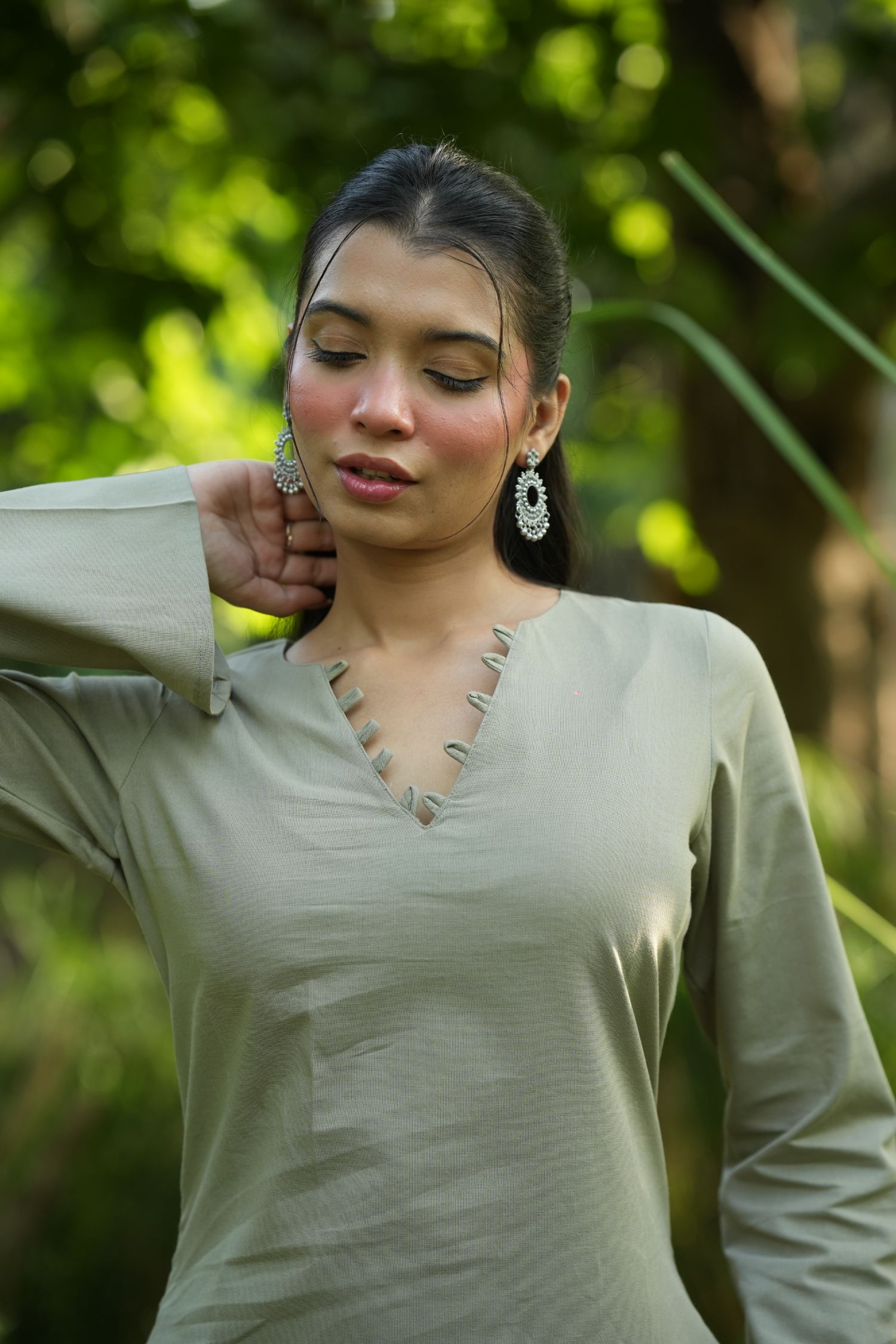Olive Grey Solid Lupi Kurti