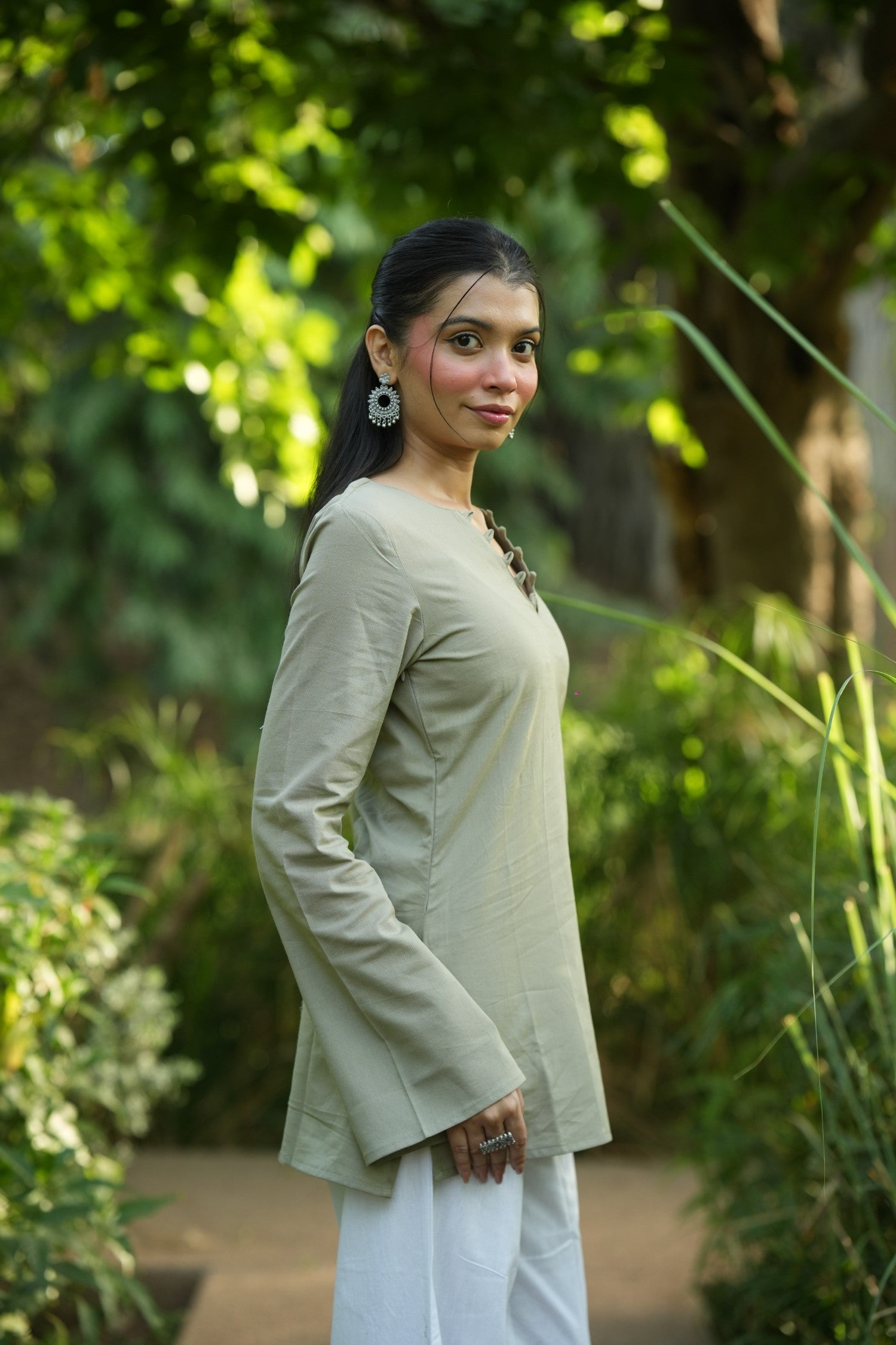 Olive Grey Solid Lupi Kurti
