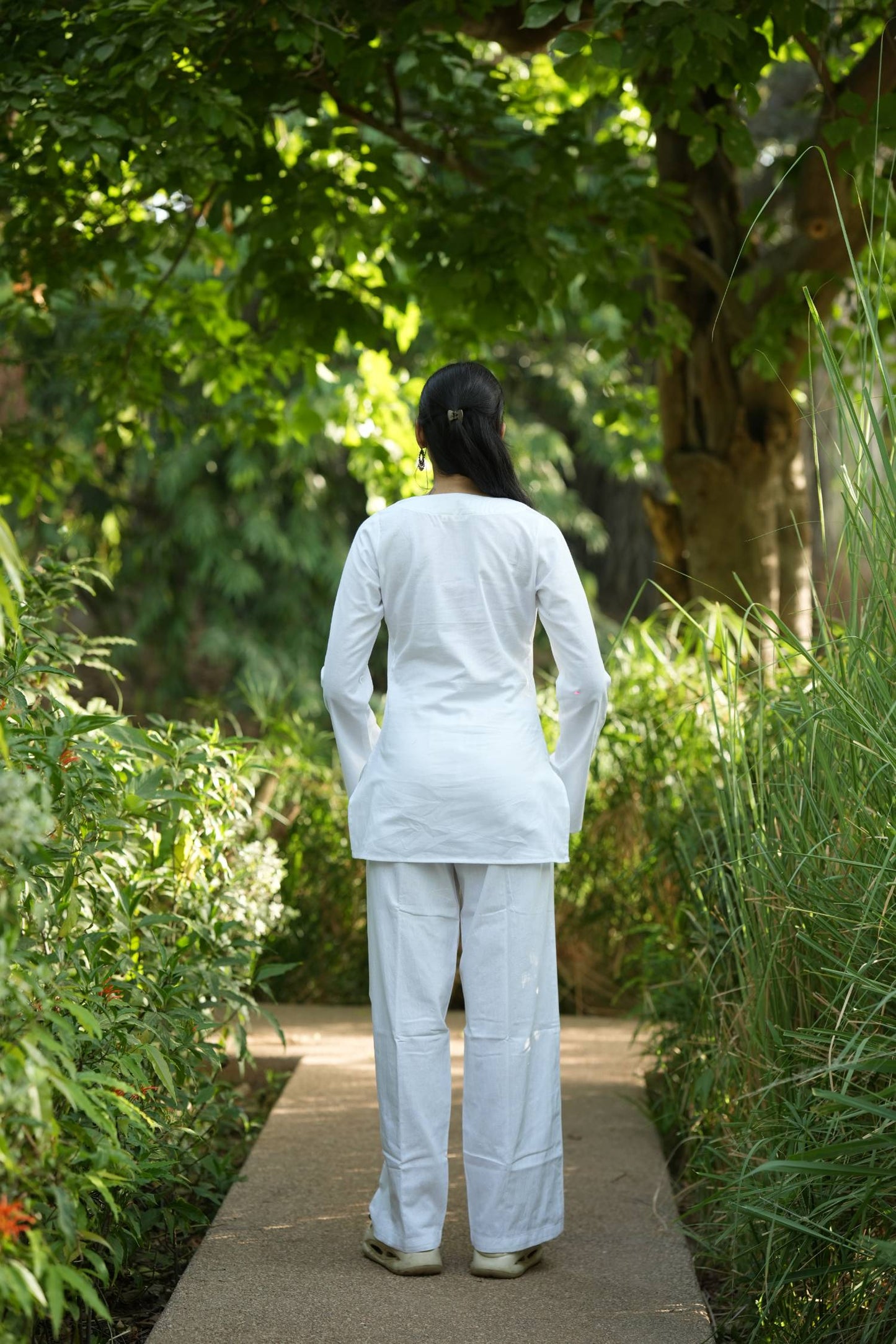 White Solid Lupi Kurti