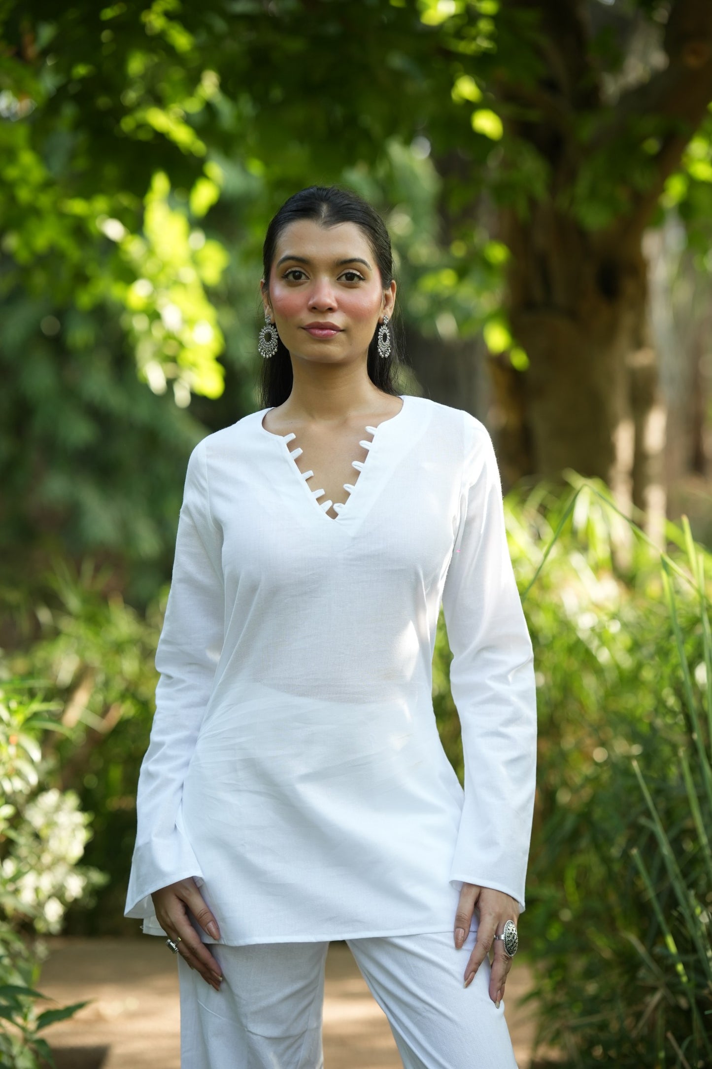 White Solid Lupi Kurti