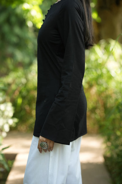Black Solid Lupi Kurti