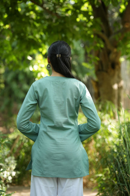 Green Solid Lupi Kurti